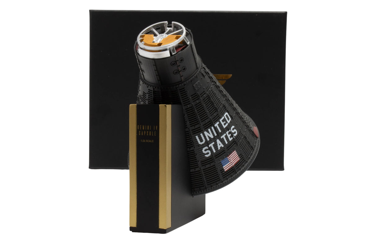 Daron Executive Series: Gemini IV Capsule Model (1/24 Scale)